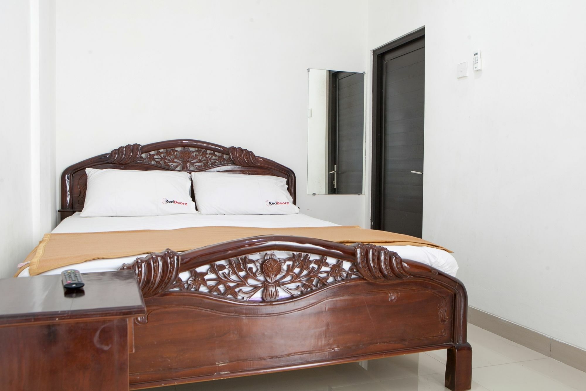 Reddoorz Near Tegalega Park Hotel บันดุง ภายนอก รูปภาพ